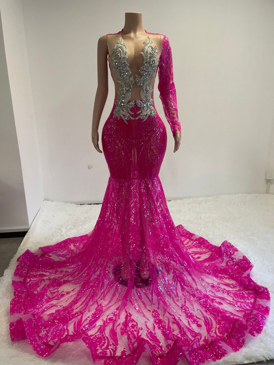 “Main Girl” Gown
